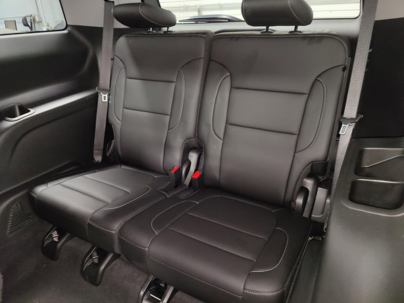 Used 2021 GMC Acadia AWD SLT Luxury w/Sunroof & NavImage 22