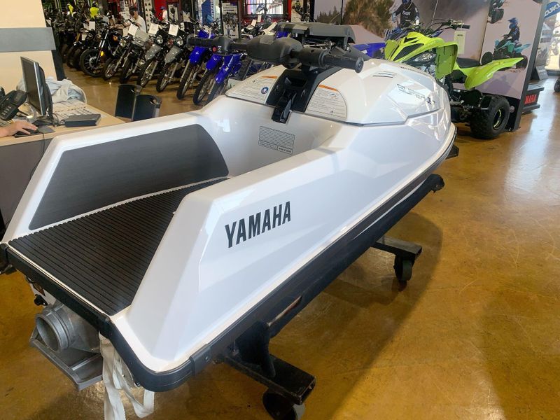 2025 Yamaha Superjet Image 10