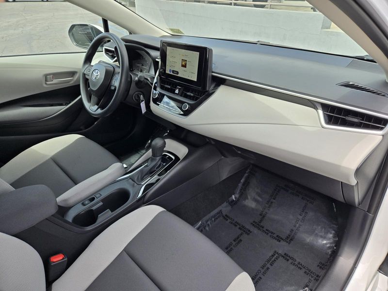 Used 2025 Toyota Corolla LE CVT (Natl)
