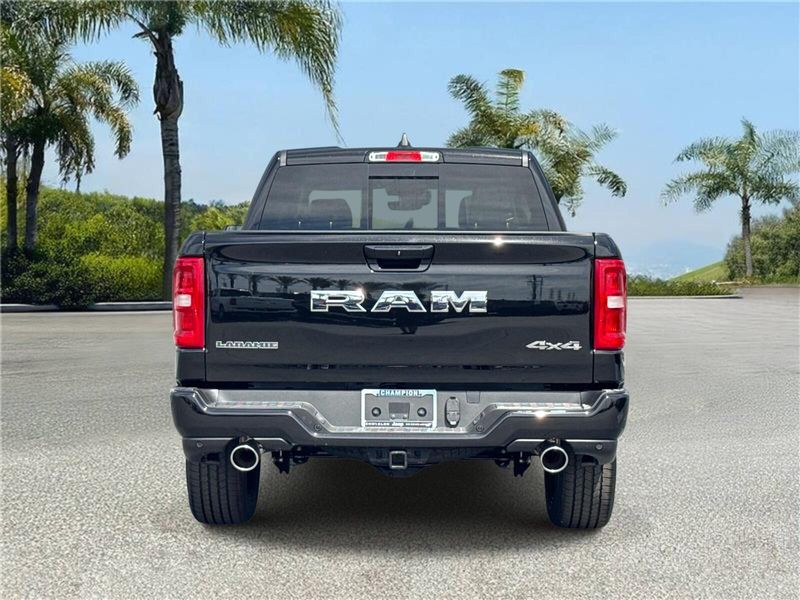 New 2026 RAM 1500 Laramie Crew Cab 4x4 5'7' Box