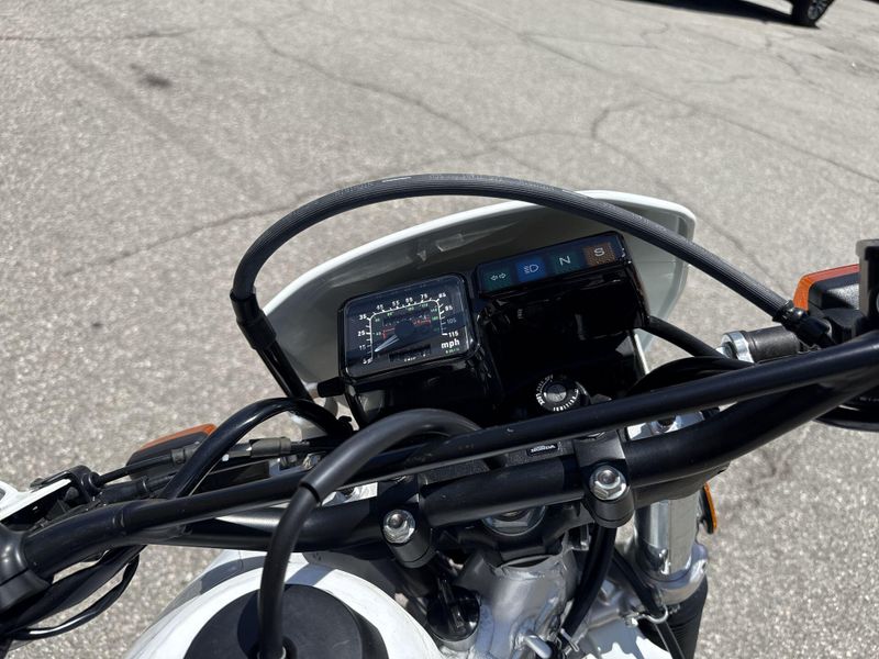 Used 2024 Honda XR650L Image 14