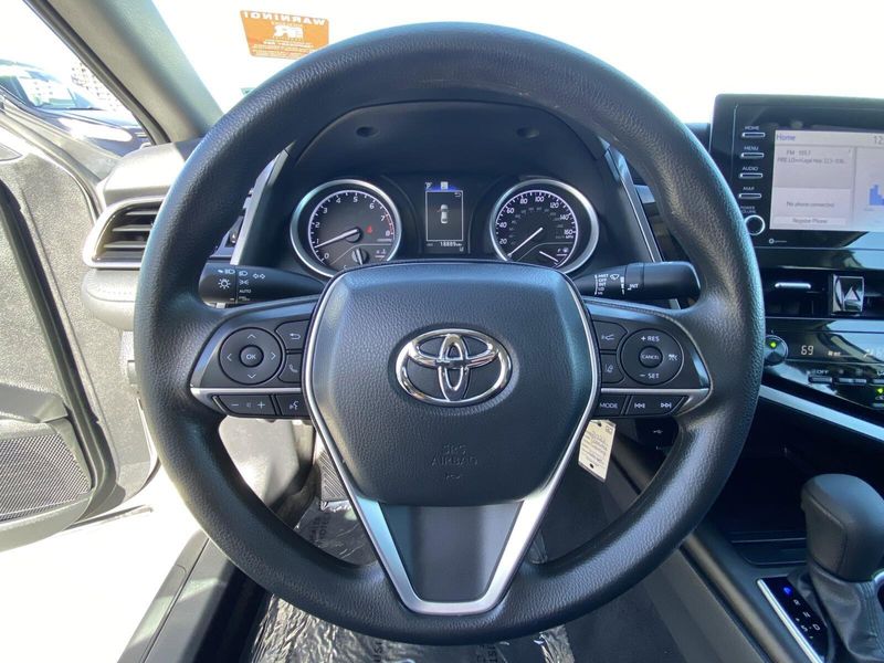 2022 Toyota Camry LEImage 25