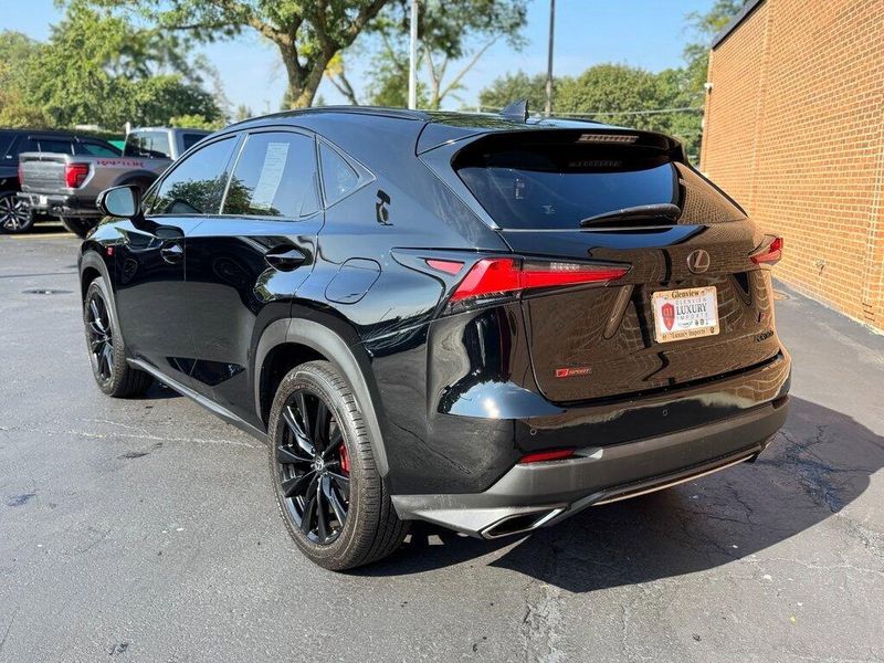 2019 Lexus NX 300 F SPORT photo 4