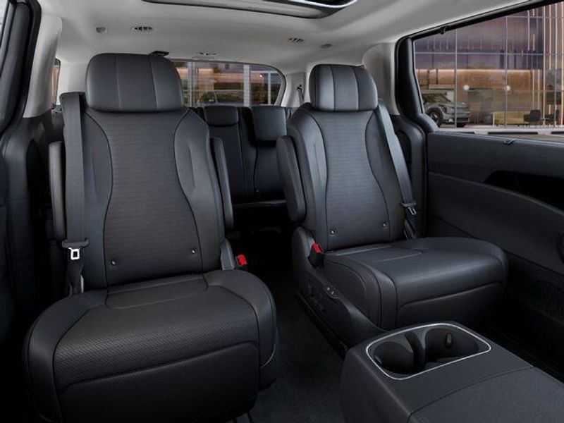 New 2026 Kia Carnival SX PrestigeImage 17