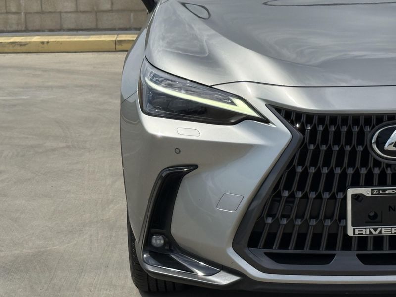 Used 2025 Lexus NX 350h LuxuryImage 7