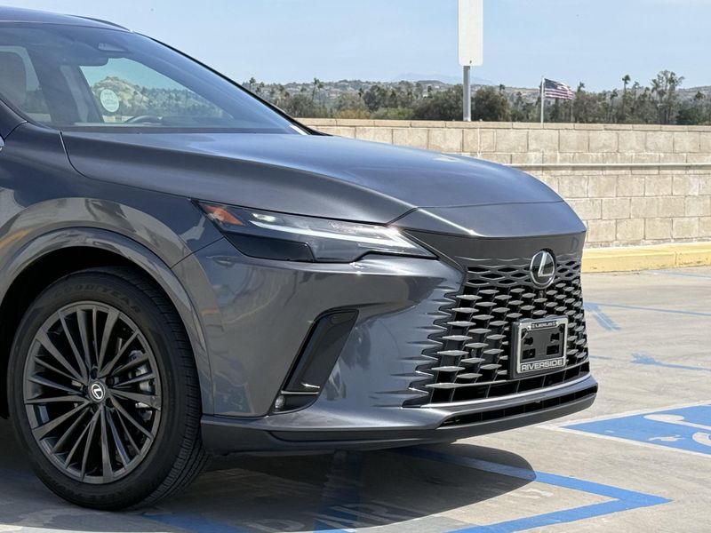 Used 2025 Lexus RX 350 PremiumImage 3