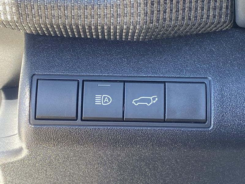 Used 2024 Toyota bZ4X XLEImage 23