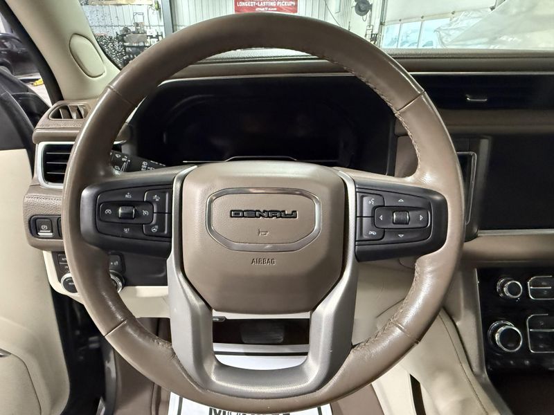 Used 2022 GMC Yukon DenaliImage 27