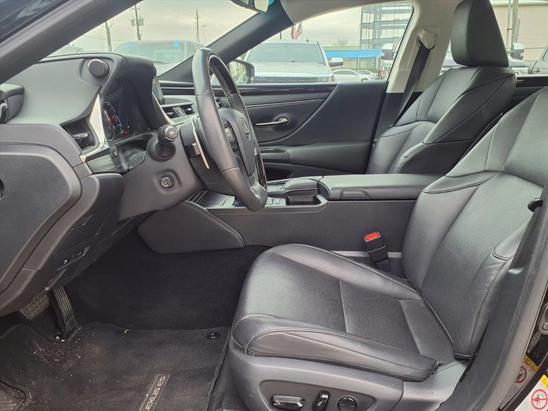 Used 2019 Lexus ES 350Image 16