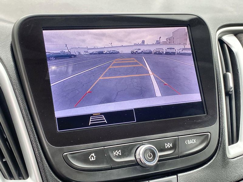 Used 2023 Chevrolet Malibu LSImage 15