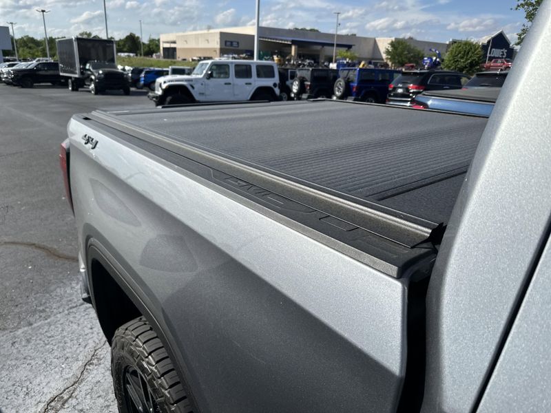2023 GMC Sierra 1500 ElevationImage 7