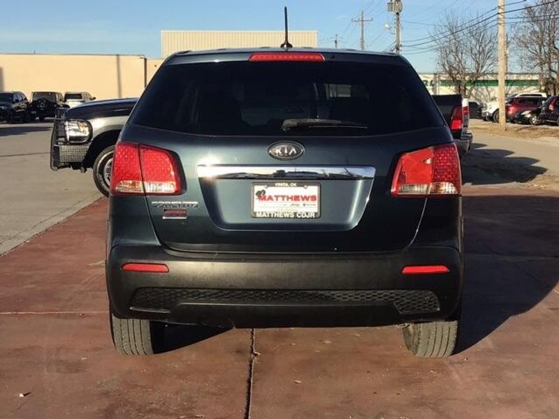 2011 Kia Sorento LXImage 15