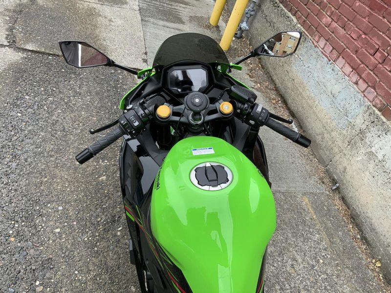 2023 Kawasaki ZX400 NINJA 