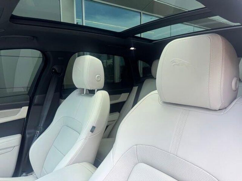 2025 Jaguar F-PACE R-Dynamic S