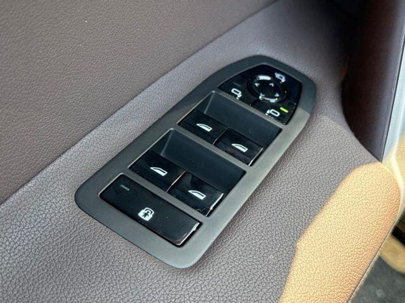 Used 2023 BMW iX M60Image 21