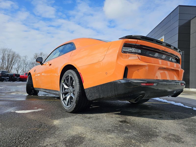 New 2026 Dodge Charger Scat Pack Plus 2-door AwdImage 8