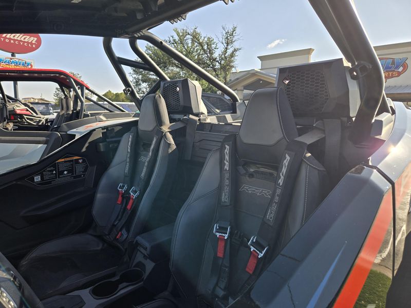 2025 Polaris RZR PRO XP ULTIMATE ONYX BLACK Image 17