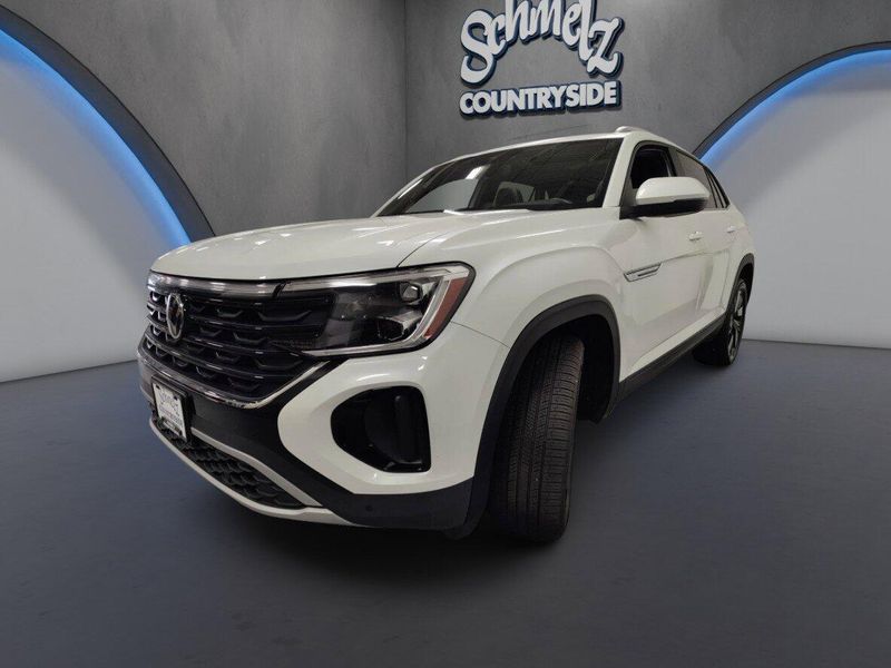 Used 2026 Volkswagen Atlas Cross Sport SE AWD w/Technology & SunroofImage 12