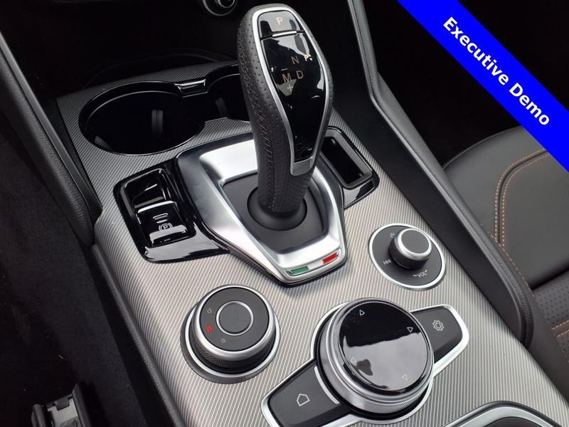 New 2025 Alfa Romeo Giulia Intensa RwdImage 23