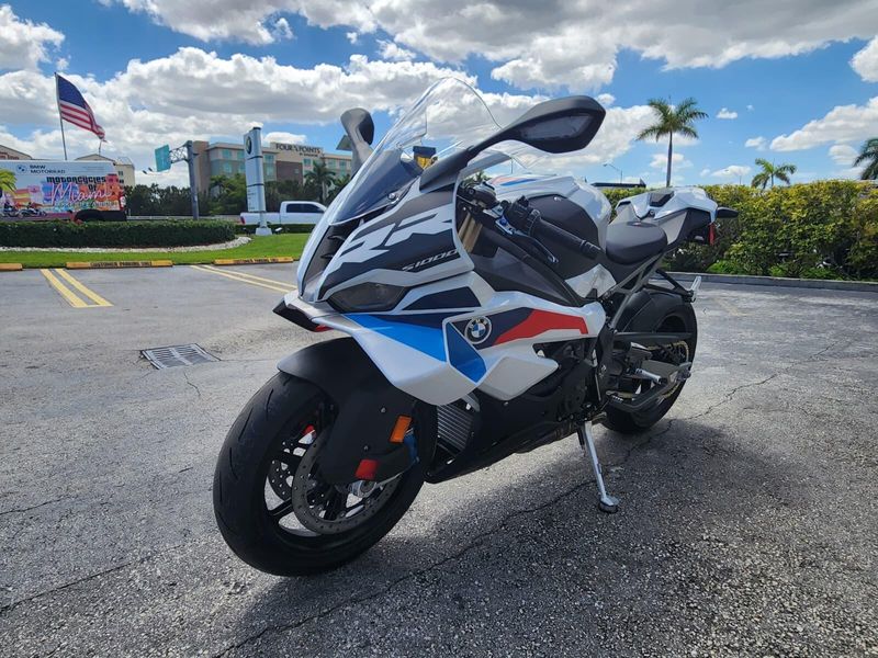 2026 BMW S 1000 RRImage 3