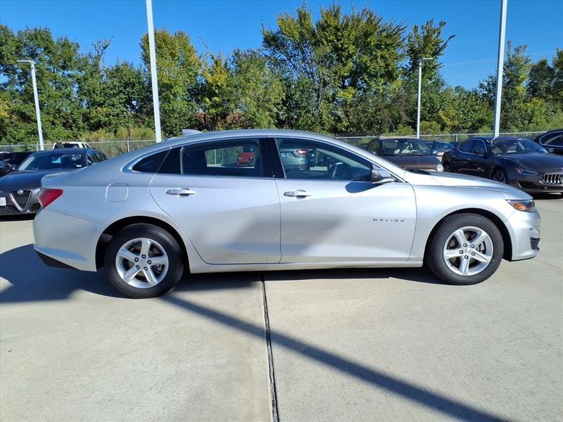 Used 2022 Chevrolet Malibu LTImage 11