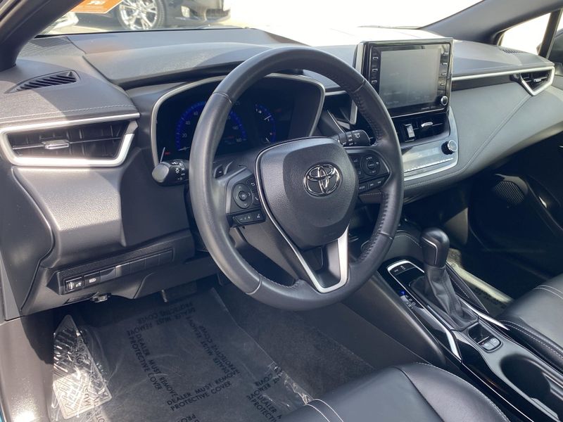 2022 Toyota Corolla Hatchback XSEImage 16