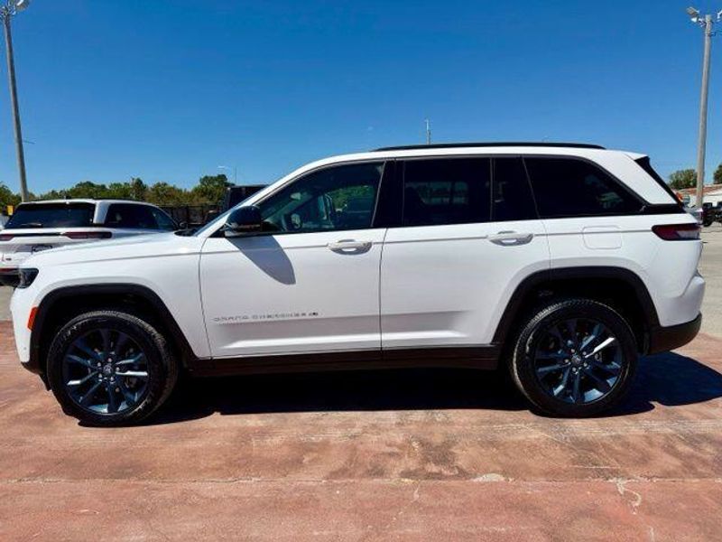 New 2026 Jeep Grand Cherokee 85th Anniversary Edition 4x4Image 10