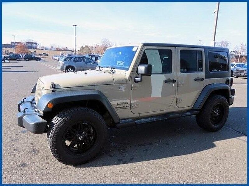 2017 Jeep Wrangler Unlimited SportImage 1