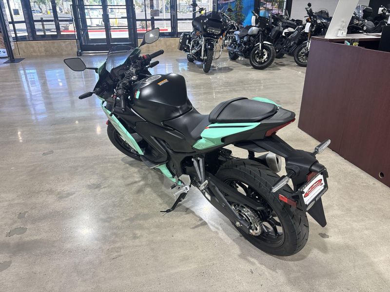 New 2026 Yamaha YZF-R3 ABS Image 13