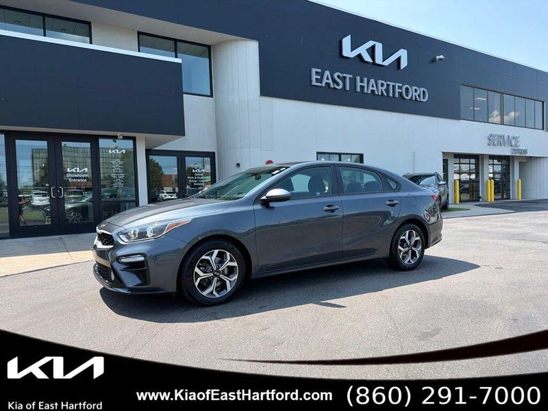 2023 Kia Forte GT-Line FWD photo
