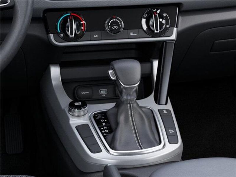 2025 Kia Seltos LXImage 23