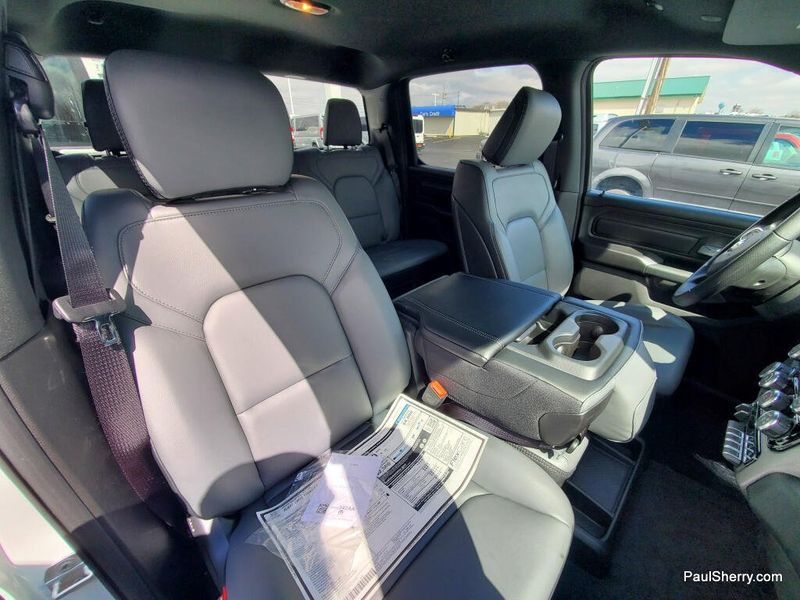 New 2026 RAM 1500 Tradesman Crew Cab 4x4 5'7' Box