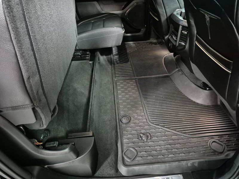 2023 RAM 1500 LimitedImage 10