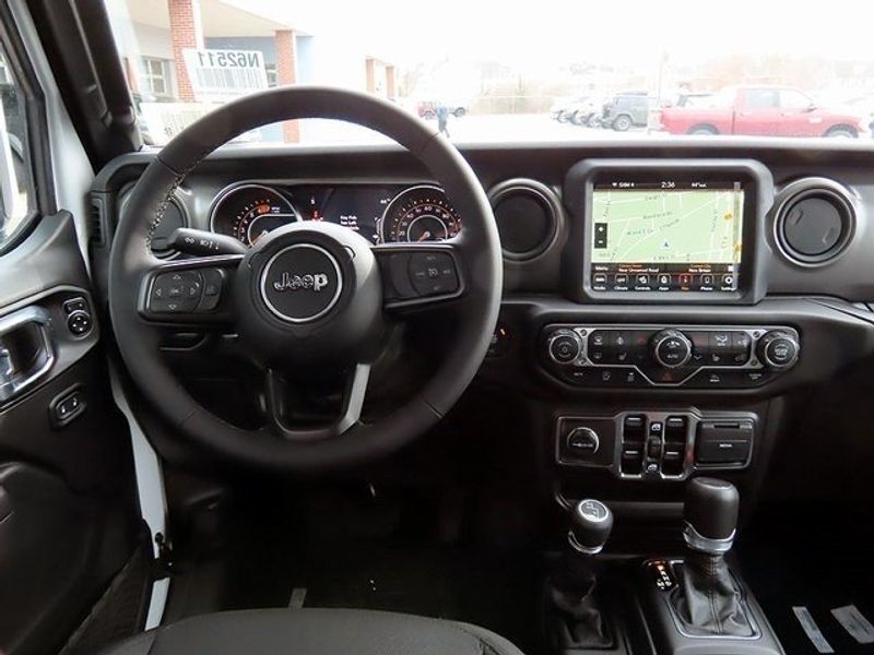 2023 Jeep Wrangler SportImage 12