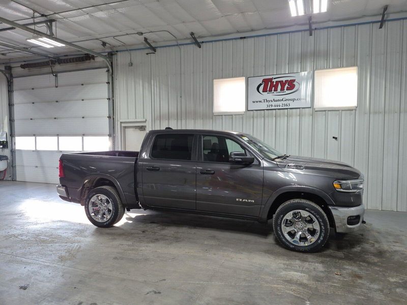 2025 RAM 1500 Big Horn Crew Cab 4x4 5