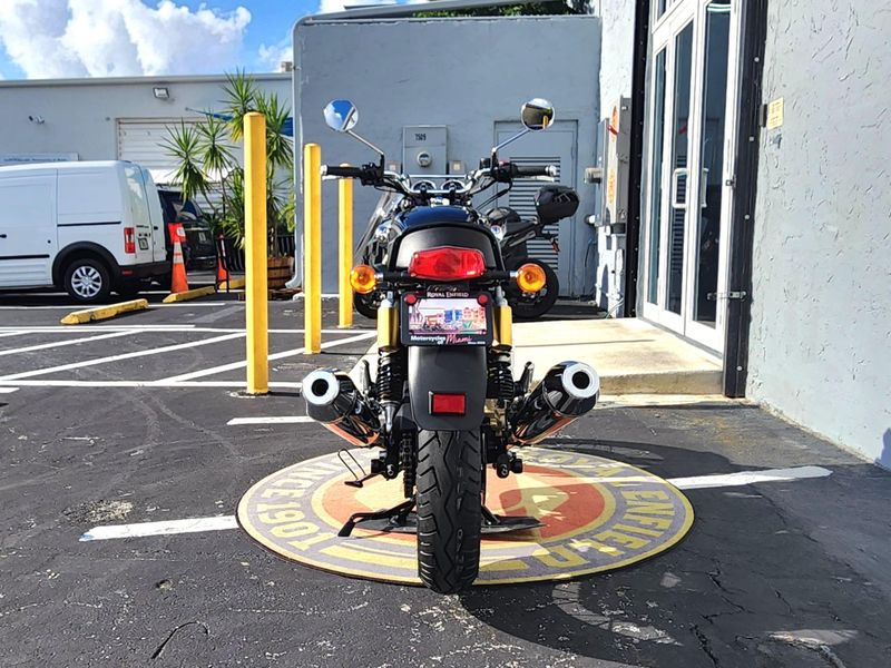 Used 2024 Royal Enfield INTERECEPTOR 650 Image 8