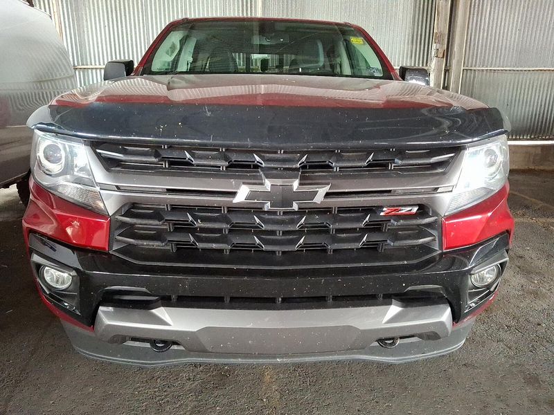 2022 Chevrolet Colorado Z71 photo 2