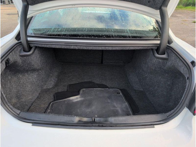 Used 2023 Dodge Charger GTImage 31