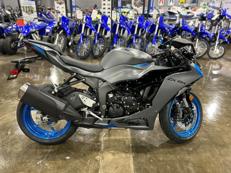 New 2026 Kawasaki NINJA ZX-6R Image 3