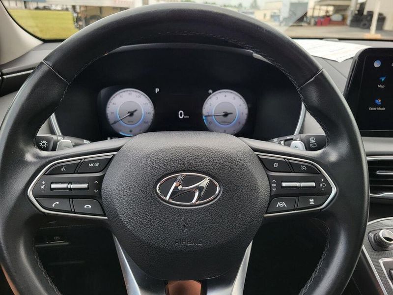 2023 Hyundai Santa Fe SELImage 13