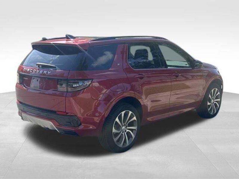 2025 Land Rover Discovery Sport S
