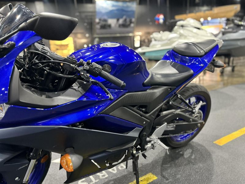 Used 2023 Yamaha YZF-R3 ABS Image 15