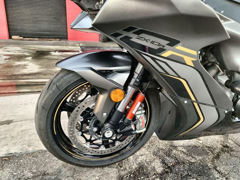 Used 2023 Kawasaki Ninja ZX-10R KRT Edition Image 11