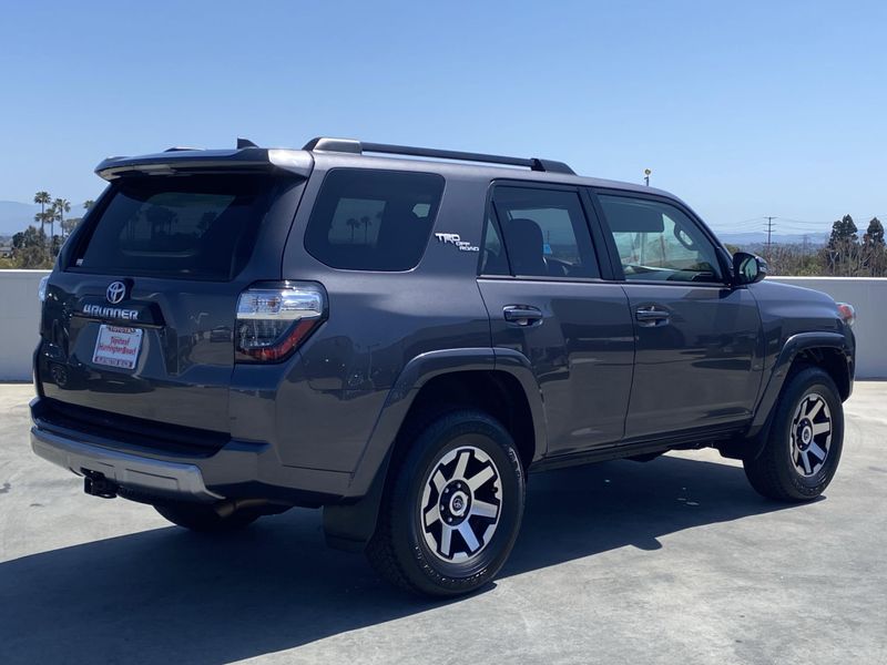 2023 Toyota 4Runner TRD Off-Road PremiumImage 4