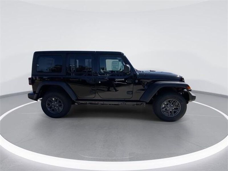 2025 Jeep Wrangler 4-door Sport SImage 9