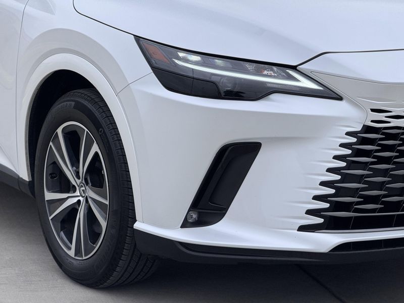 2023 Lexus RX 350Image 4