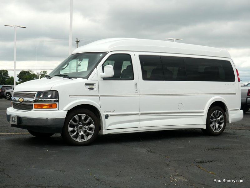 2022 Chevrolet Express Cargo Image 8