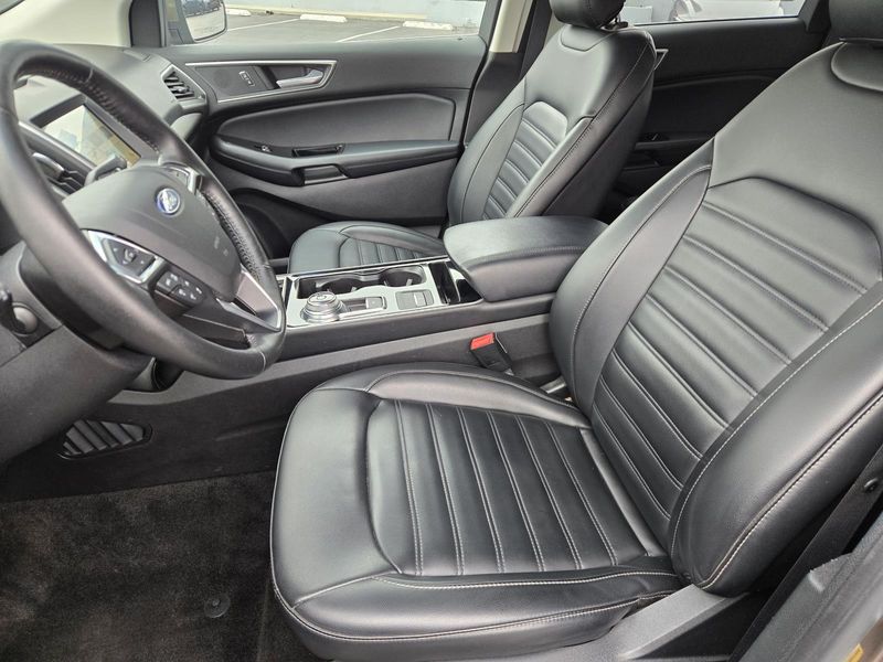 Used 2019 Ford Edge SEL FWD