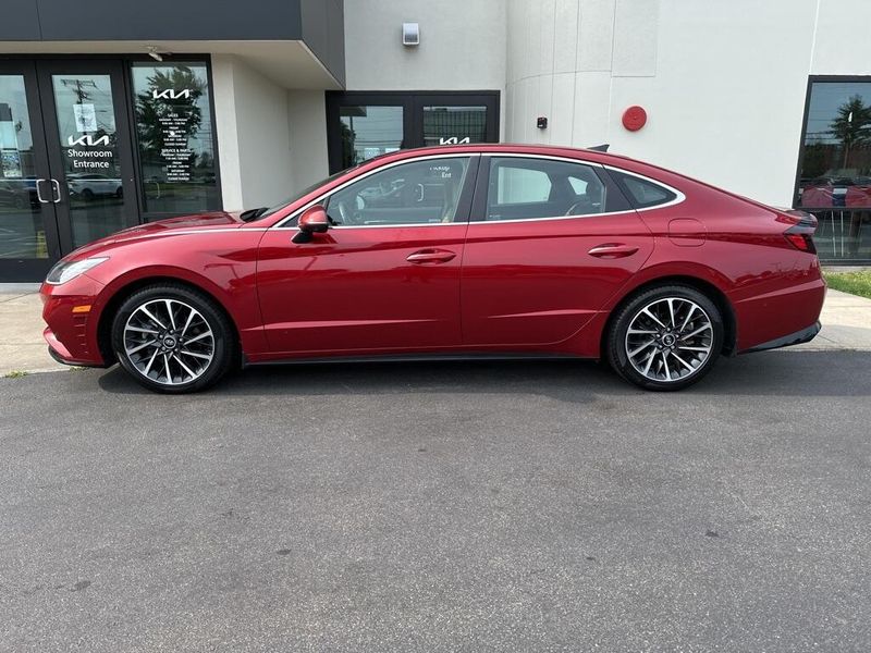2023 Hyundai Sonata LimitedImage 8