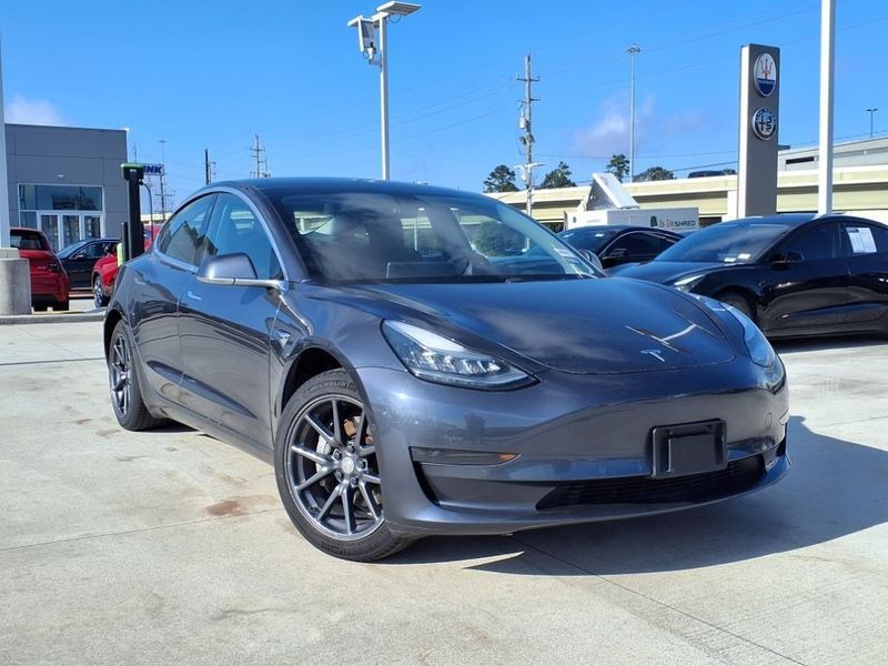 2020 Tesla Model 3 Standard Range PlusImage 1